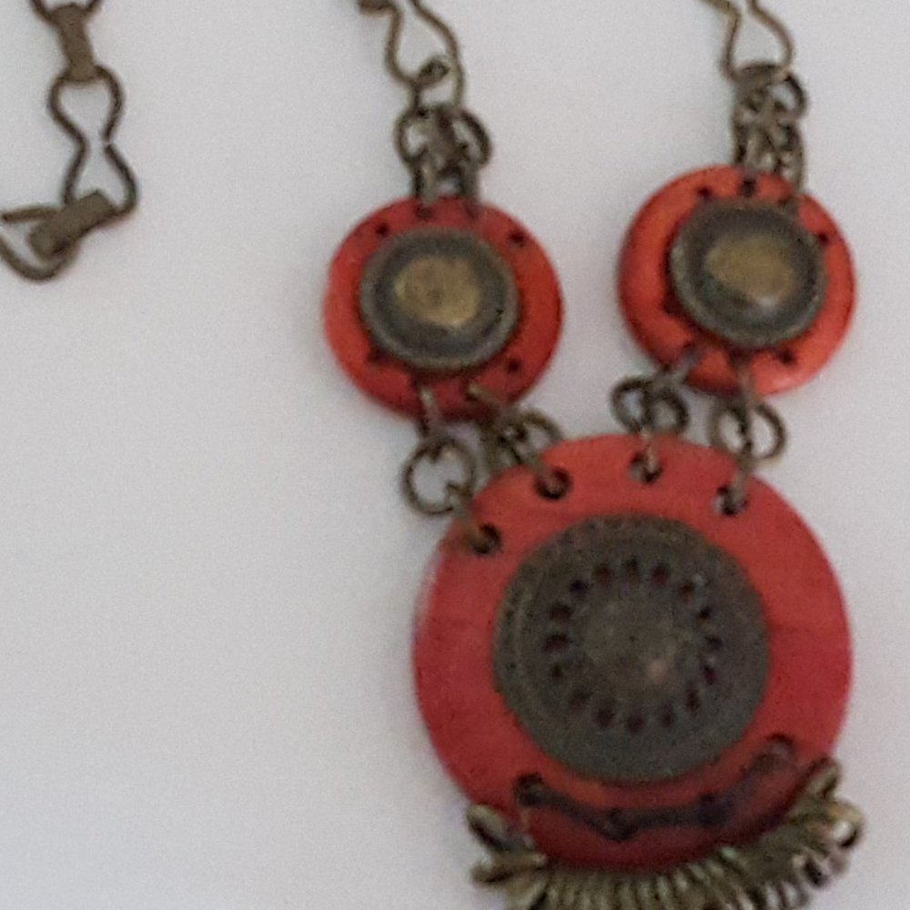 Necklace Wood and Metal - Picture 6 of 6